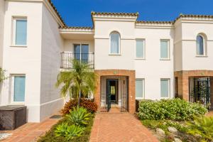 Villa 210 by Villamya