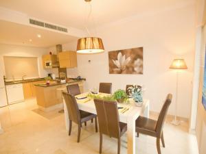 Villa 210 by Villamya