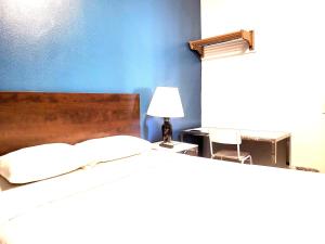 AVAION HOTEL LAX SoFi STADIUM