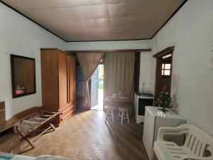 Studio Retrô Lago Negro