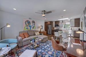 Comfortable 1BR Myers Park Oasis