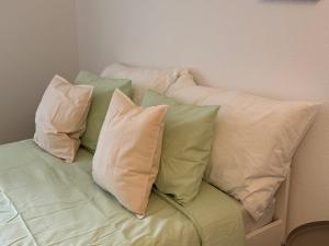 Baselstadt Public Transport Included 10 min Tram to Messe & City Center