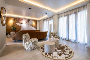 Les Villas Privilege - Harry & Joshua