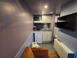 5G-Studio tout équipé avec chambre proche Paris