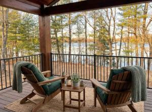 Private 20-Acre Round Lake Estate 2000ft Shoreline New 5BR Luxury