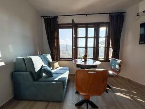 Къща за гости Болярски изгрев - гледка към стария град