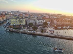 Laguna Gaddi - trilocale vista laguna e posto auto