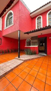 Casa Dorada en Tonala