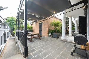 Bách Khoa riverside villa