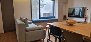 Eleven Twelve Residence