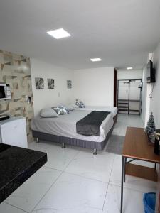 Loft 107 com Ar no bairro Muquiçaba, bem localizado para negócios e fácil acesso para todas as praias e montanhas da cidade - SEM vaga de garagem