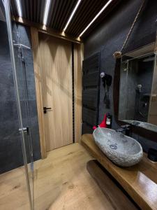 Royal Deluxe 1 i Royal Deluxe 2 luksusowe apartamenty z widokiem na Tatry w sercu Zakopanego