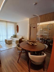 Olympic House Premium