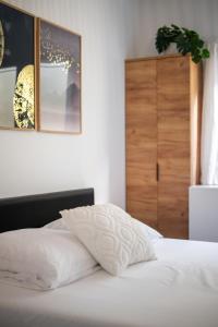 Modern Luxury - Sea View over Èze Village