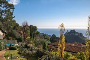 Modern Luxury - Sea View over Èze Village