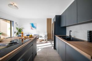 Modern Luxury - Sea View over Èze Village