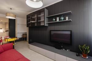 Black & Light Milano