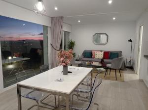 LAR JARDÍN - Casas con parking privado