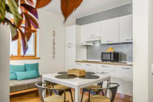 Windshouse Apartments