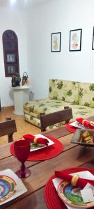 Casa confortável na quadra da praia em Itanhaém