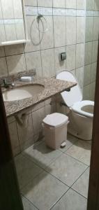 Casa simples e espaçosa próxima à Praia Grande e ao Itaguá