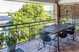 Sunlit Serenity in Clayfield