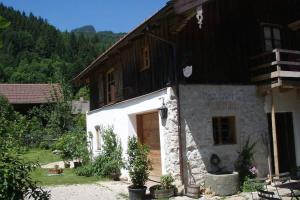 Zirbenholzhaus mit Sauna & eingezäuntem Garten