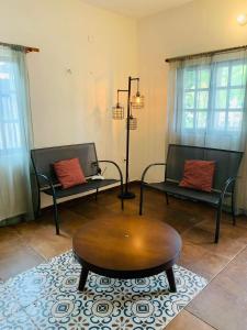 Beautiful Beach House, Perfect for Relaxing by the Sea