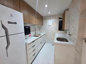 Copacabana Divino 04 quartos com 02 Suítes