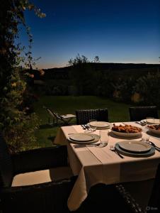 Aillan Hervé Maison indépendante avec piscine