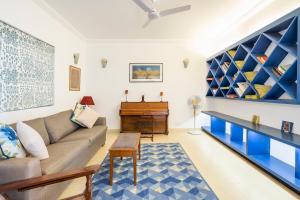 Modern 2BHK Duplex Near BagaBeach with Pool & Amenities