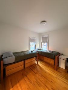 016- Spacious&Comfortable 2B2B 20 Min to NYC