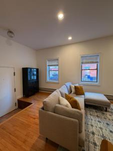 016- Spacious&Comfortable 2B2B 20 Min to NYC