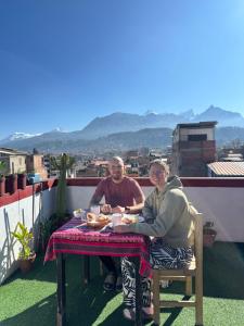 Lhotse Hostel B&B