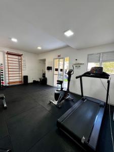 Ground floor apartment with 2 bedrooms, 1 of which is an en-suite