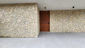 Vilaguaeca Alto Padrão 6 suites SPA