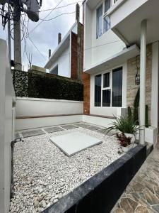 Villa Rumbay - Dekat BNS, JATIM PARK - 4 Rooms