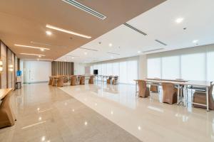 Seaview 2BR CondoteI Near Airport,NAIA, MOA ,Okada Casino