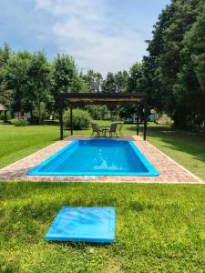 Quinta con pileta y quincho