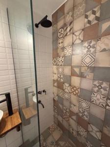 Monoambiente luminoso frente al Aldrey