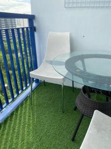 Stern Staycation Moa Sea Residences