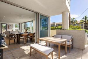 Luxury Beachside Escape in Palm Beach NEW 2BR