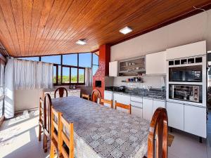 Cobertura AC, Wi-Fi | 350m Praia Canasvieiras