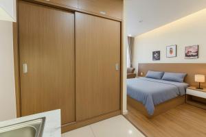 KINDNEST Cosy & Luxury Apartment, 5 Minutes to Tan Son Nhat Airport, Central Location