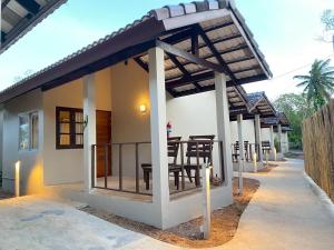 Chumphon Cabana Resort