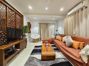 Spacious 3BHK Villa with Private Pool in Candolim
