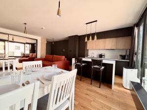 EASY RENT- Unia Art Residence 90, Basen & SPA, Centrum Free Parking 24h Check-in