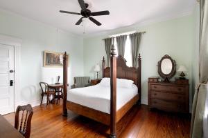 Heights Ironworks Bed & Breakfast