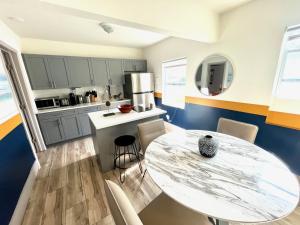 Bahama Mama 2 1 in Las Olas & Holiday Park with Hot Tub