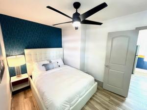 Bahama Mama 2 1 in Las Olas & Holiday Park with Hot Tub